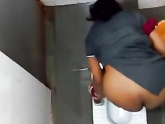 Indian girl filmed during the urination